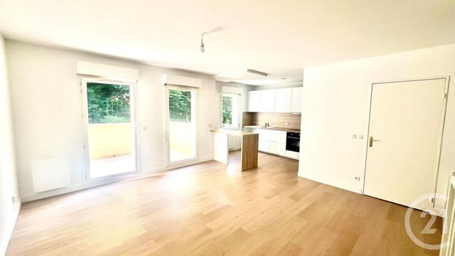 Appartement Triplex à louer - 3 pièces - 68.8 m2 - MARGENCY - 95 - ILE-DE-FRANCE - Century 21 Val-Ombreux